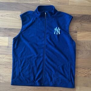 Men’s Yankees Fleece Vest